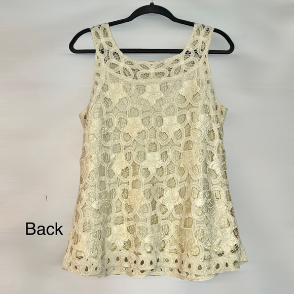 Double D Ranch Floral Eyelet Sleeveless Top - Picture 5 of 6